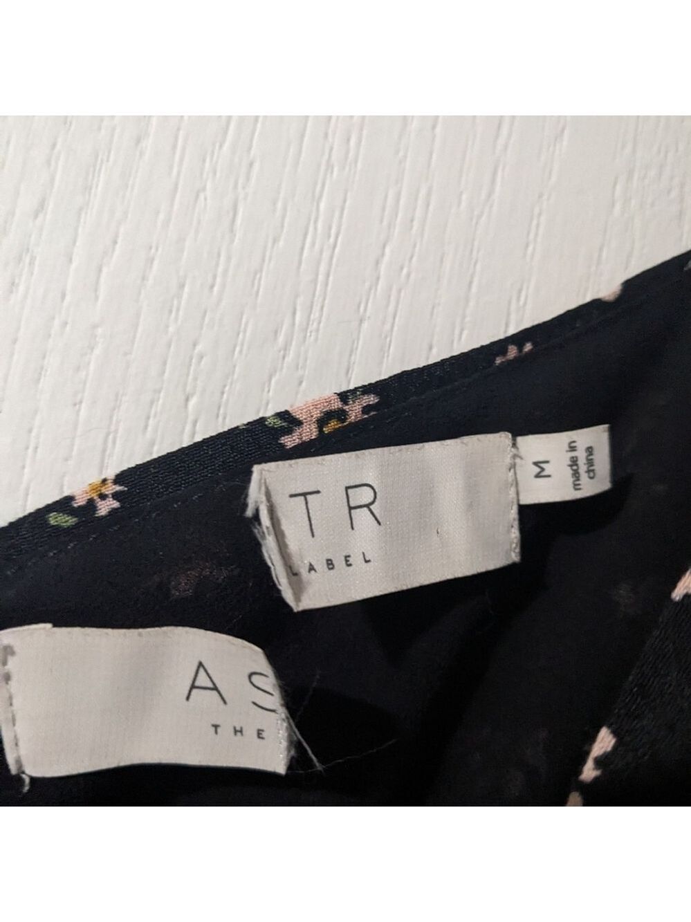 ASTR the Label | Sweetheart neckline top in Floral ditsy print - Picture 5 of 14